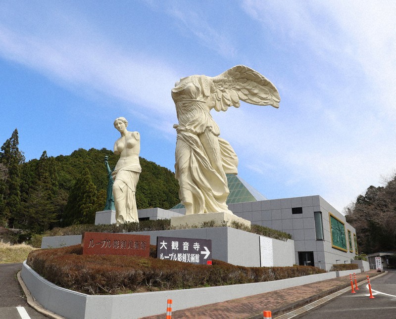 津「ルーブル彫刻美術館」 「本家」複製品と巨大仏像展示 日仏融合の