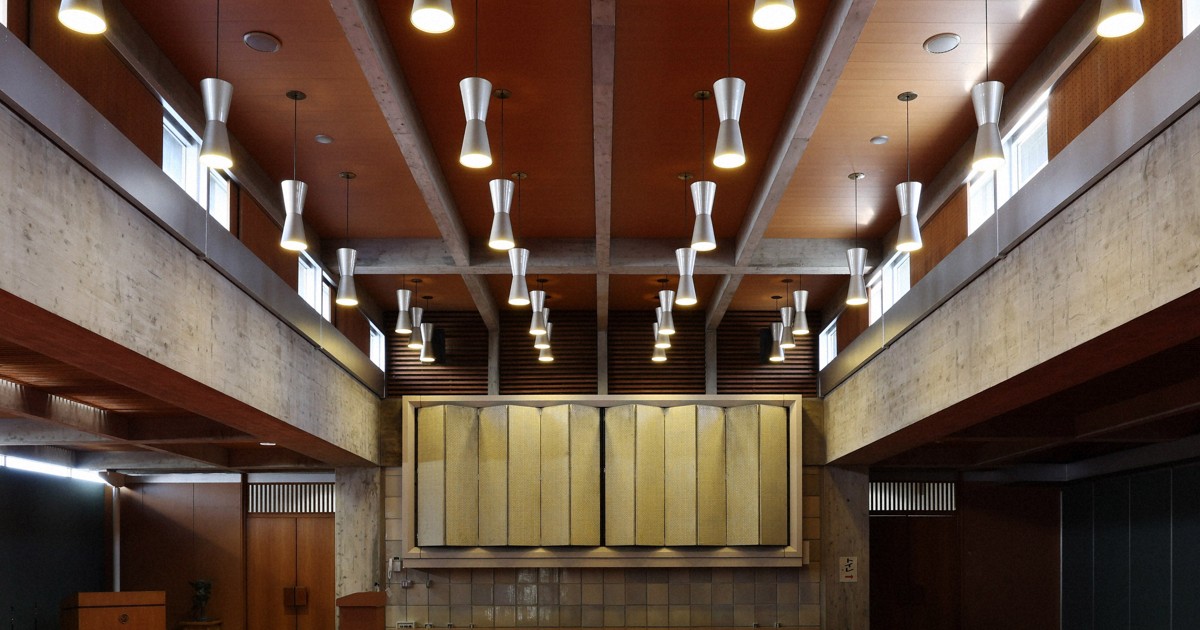 Retro Japan: Aichi Pref. community center features characteristics of Tange's early works