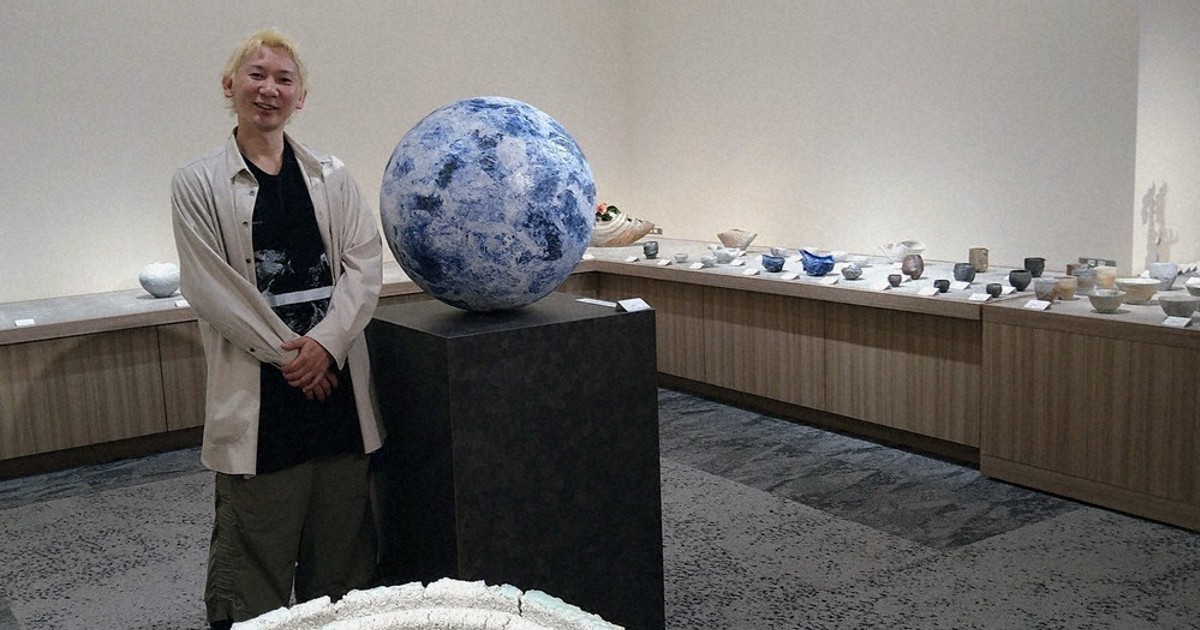天然素材用い新表現 岡山 石田さん「備前磁器」個展 9日まで ／岡山
