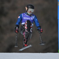 アルペンスキーのスーパー大回転女子座位、滑走する村岡桃佳＝トファーネ・アルペンセンターで2026年3月9日、渡部直樹撮影