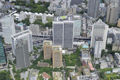 アークヒルズの周りは多くの緑に覆われている（東京都港区）