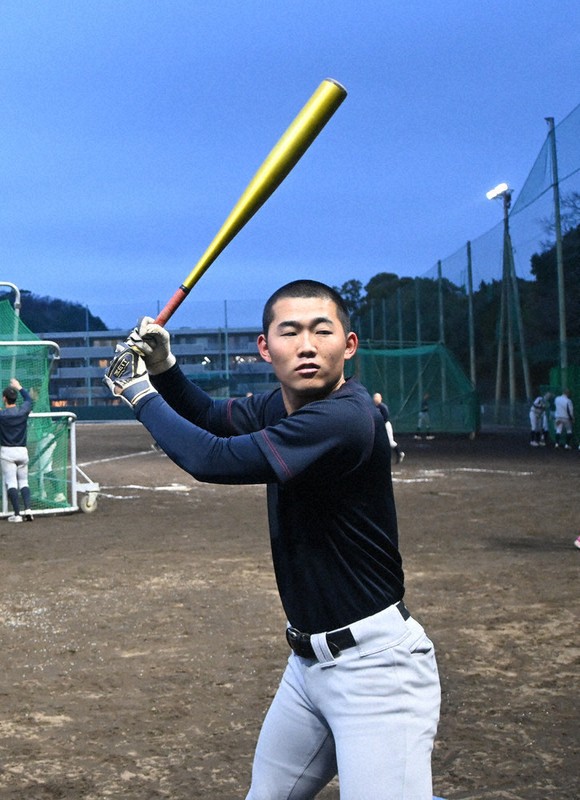 春に駆ける'26センバツ横浜：選手紹介／4 江坂佳史左翼手／千島大翼