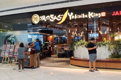 首都マニラで営業する「焼肉きんぐ」の海外1号店（3月2日） NNA撮影