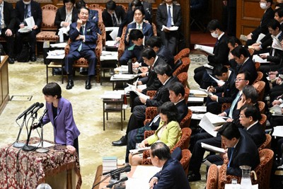 分科会なし、審議最短、代返答弁の“暴走列車”　高市1強国会の「異常事態」