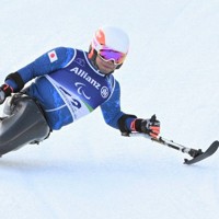 アルペンスキー男子大回転座位、鈴木猛史の2回目＝トファーネ・アルペンセンターで2026年3月13日、渡部直樹撮影