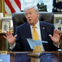 トランプ米大統領＝ホワイトハウスで2026年3月16日、ロイター
