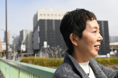 聴覚障害のある田村玲子さん。運転免許更新で困難に直面した＝東京都品川区で2026年3月4日、内藤絵美撮影