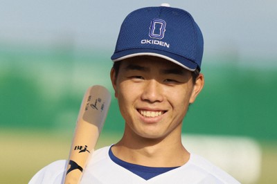 春からは沖縄電力でプレーする宜野座恵夢選手＝チーム提供
