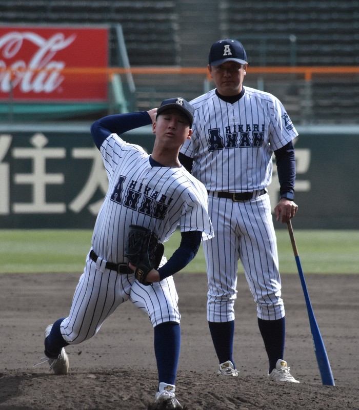 親子2代の「ミラクル旋風」を 阿南光バッテリーが狙うセンバツ | 毎日新聞