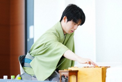 王将戦第6局　藤井聡太王将の勝ち　3勝3敗で永瀬九段とタイに