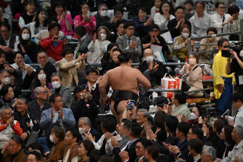 大相撲春場所12日目 [写真特集1/17] | 毎日新聞