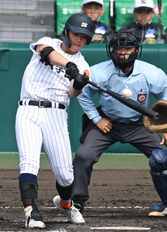 滋賀学園が9年ぶり初戦突破 21世紀枠の長崎西破る センバツ | 毎日新聞