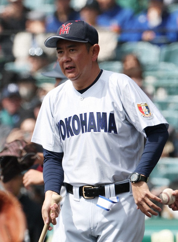 横浜監督「織田らしくなかった」 センバツ完封負け「難しい…」 | 毎日新聞