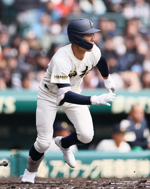 横浜－神村学園（1回戦）センバツ高校野球2026 [写真特集3/21] | 毎日新聞