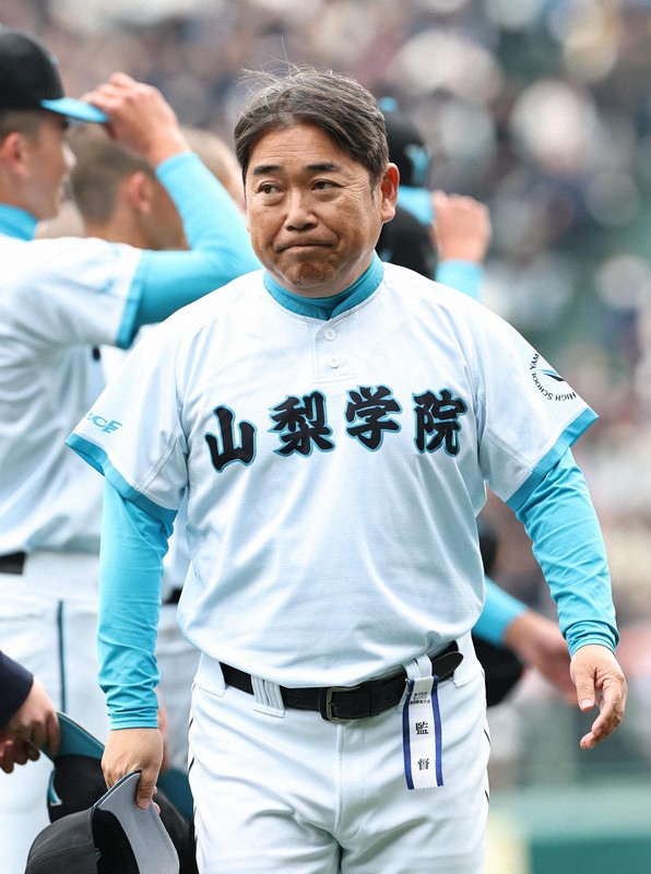 山梨学院・吉田監督「あんなに痛がる菰田は初めて」 センバツ | 毎日新聞