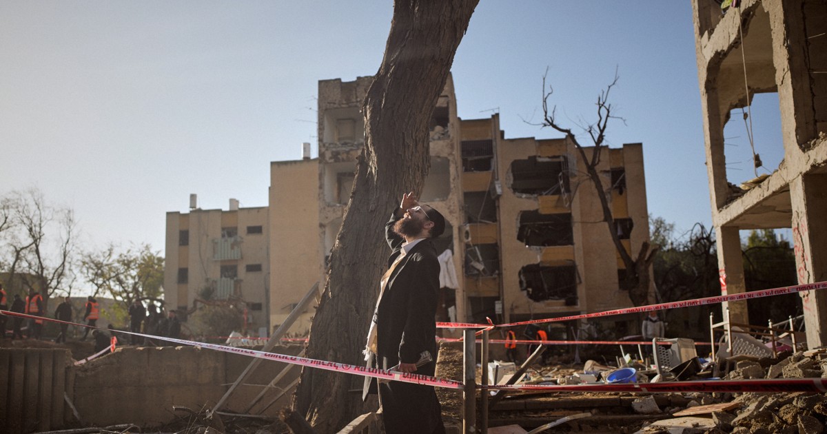 Trump threatens attacks on Iran power plants if Tehran fails to open Strait of Hormuz