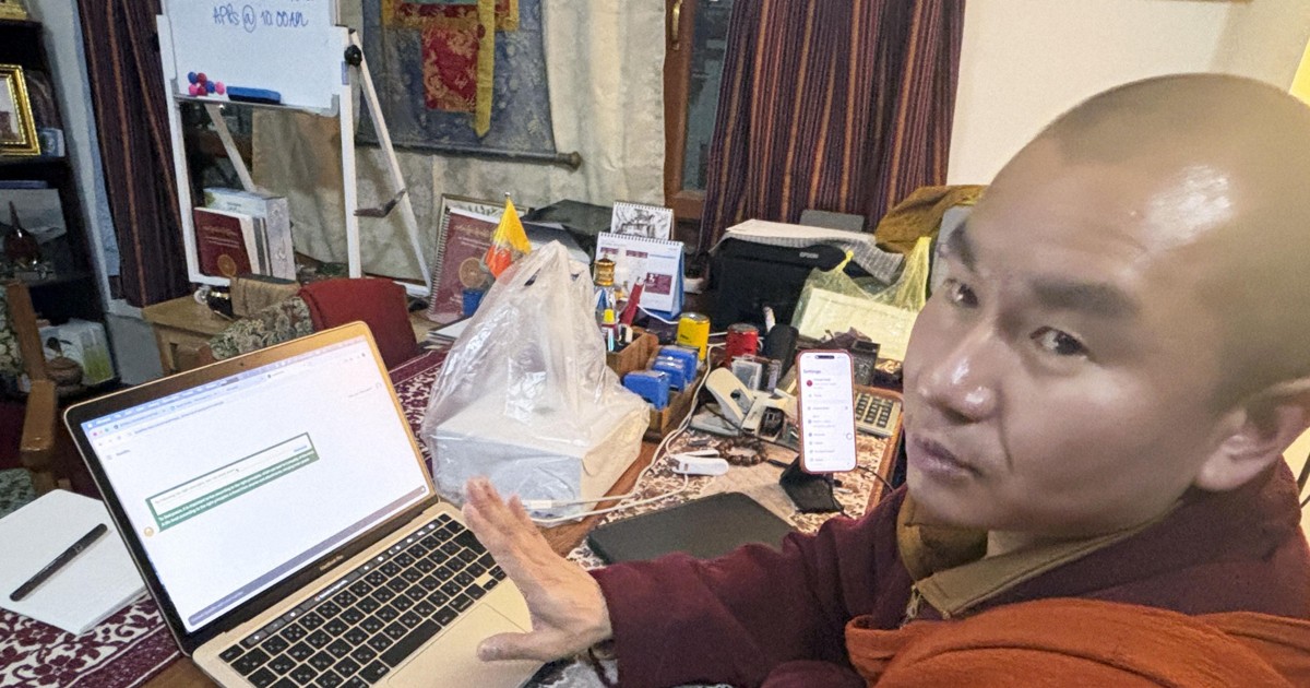 Bhutan monks turn to AI chatbot for Buddhist guidance