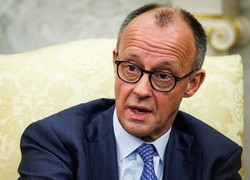 核抑止で仏と協議を始めたメルツ独首相＝2026年3月、Bloomberg