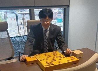 谷川十七世名人「棋士の多くは藤井王将持ちでは」