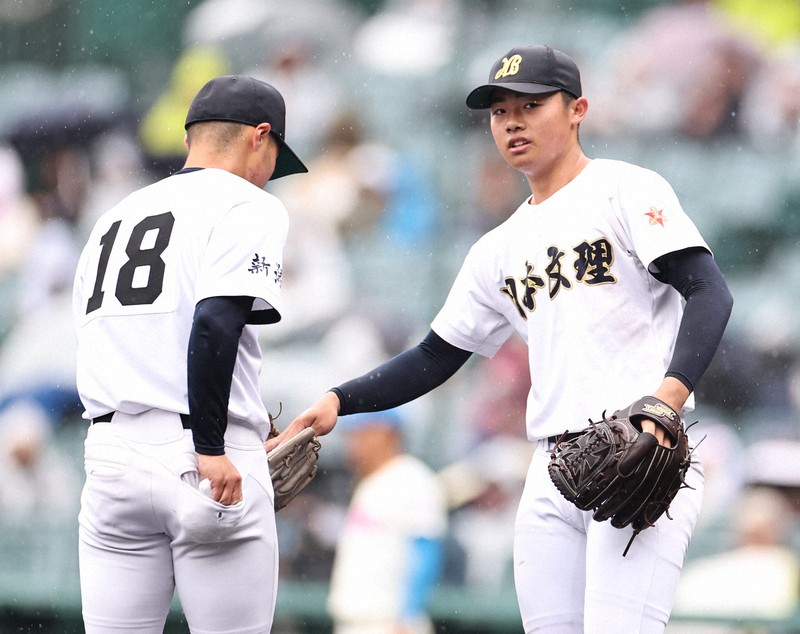 日本文理－花咲徳栄（2回戦）センバツ高校野球2026 [写真特集17/18