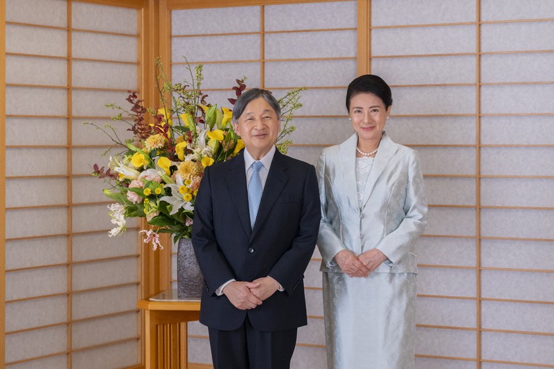 今上天皇皇后両陛下 御尊影 天皇皇后両陛下の御写真 | 在デンパサール日本国総領事館