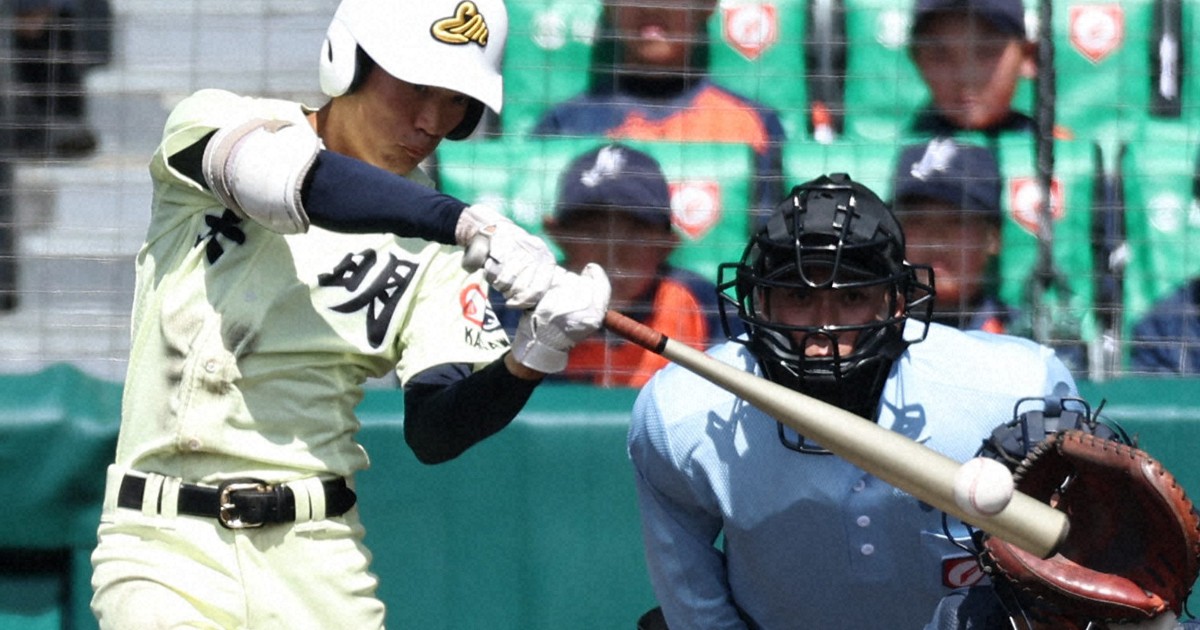 英明が初の8強入り、東北を破る　センバツ