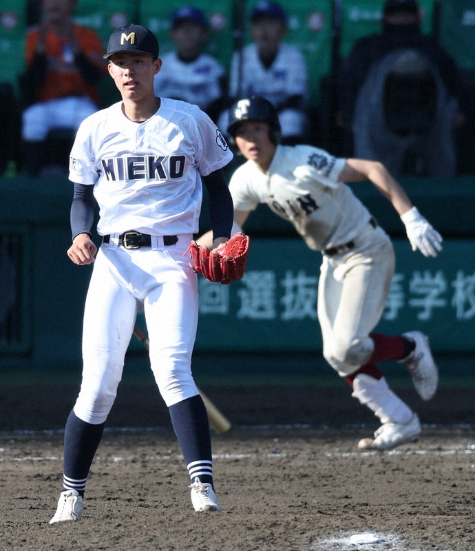 三重－大阪桐蔭（2回戦）センバツ高校野球2026 [写真特集1/28] | 毎日新聞
