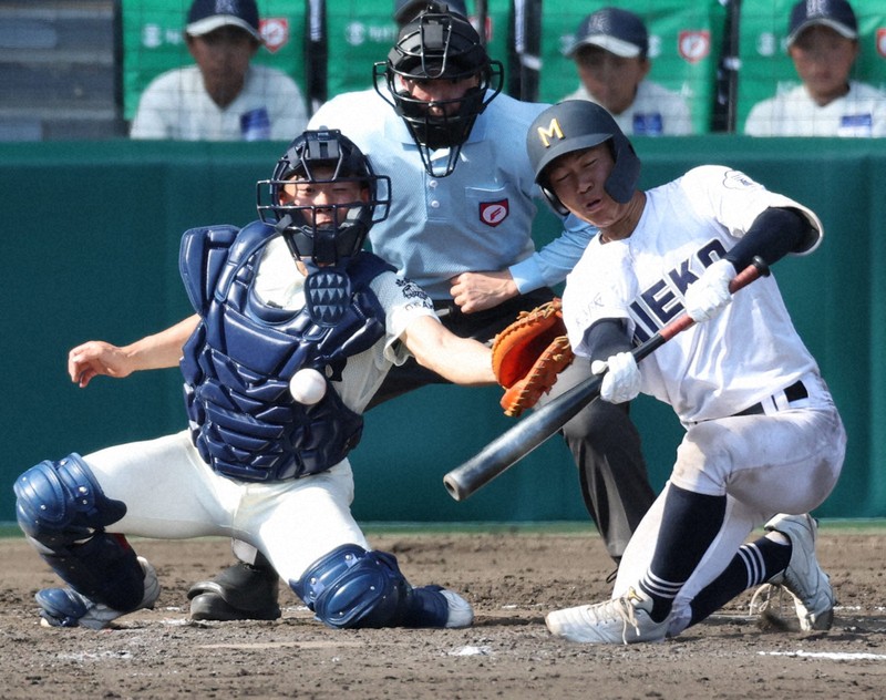異例プレーで騒然 「アウェー」を変えた大阪桐蔭左腕 センバツ | 毎日新聞