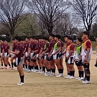 ＜松山聖陵・大阪桐蔭＞準々決勝進出を決め、客席にあいさつする大阪桐蔭フィフティーン
