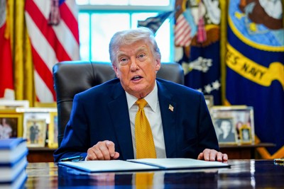 差別的な言動を繰り返すトランプ大統領 Bloomberg