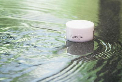 仙台市の温泉施設「アクアイグニス仙台」が開発した「FUJITSUKAジェルクリーム」