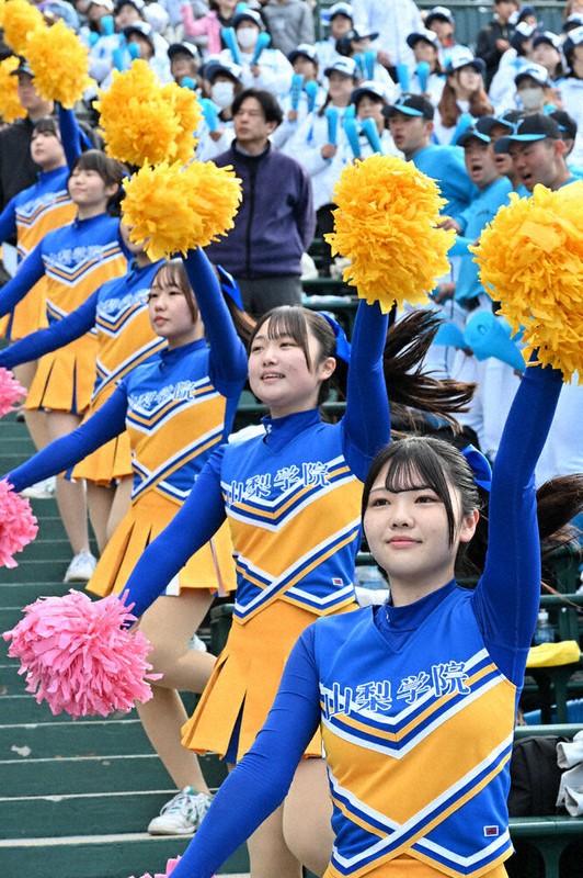 センバツ高校野球 山梨学院、逆転8強 けが欠場 主将の言葉でスイッチ