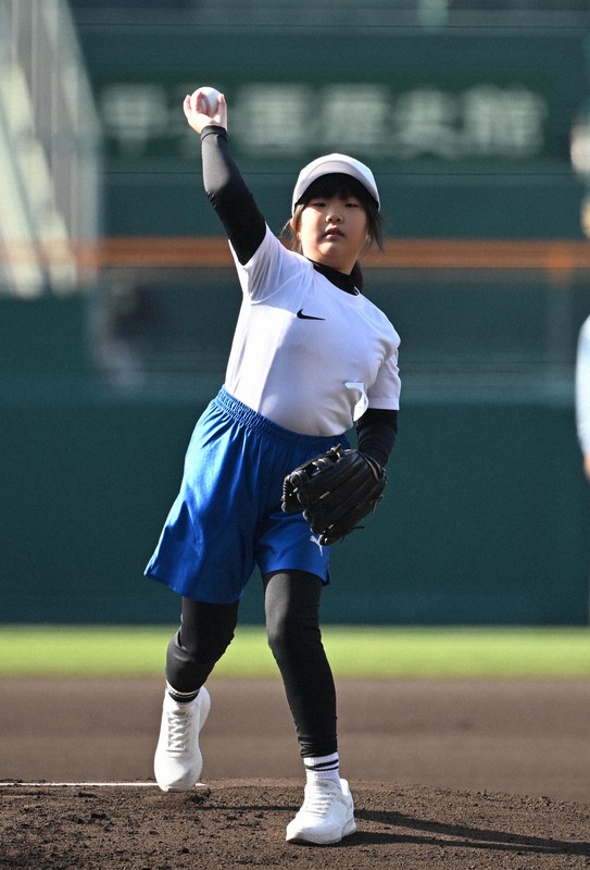 八戸学院光星－中京大中京（準々決勝）センバツ高校野球2026 [写真特集