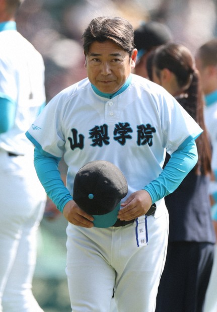 山梨学院・吉田監督「菰田が試合から外れたことで…」 センバツ | 毎日新聞