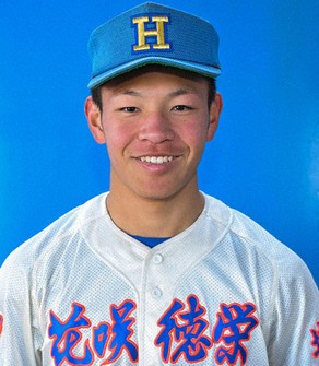 センバツ高校野球 花咲徳栄、激闘力尽き 4強逃す 波乱の打撃戦に拍手