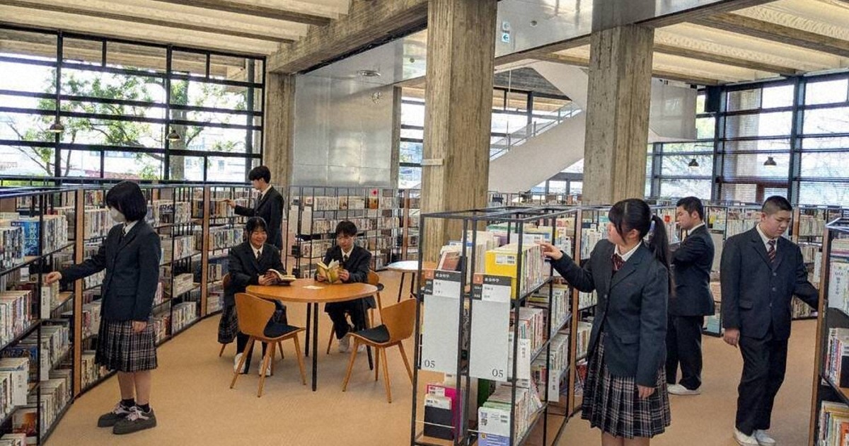 日本初！「泊まれる図書館」伊賀市で開館
