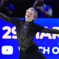 男子フリーで演技する米国のイリア・マリニン＝プラハ・O2アリーナで2026年3月28日、滝川大貴撮影