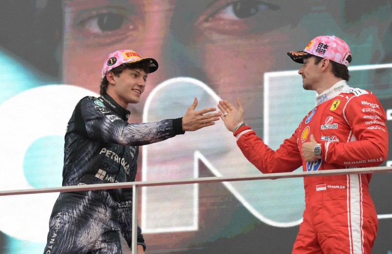 F1日本GP メルセデスのキミ・アントネッリが制す [写真特集1/22