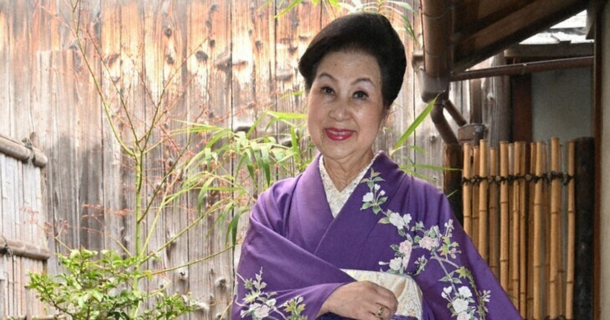 桜守の遺志、着物で受け継ぐ 佐野藤右衛門さんがデザイン監修 | 毎日新聞