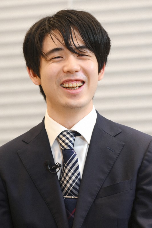 座談会で質問に答える藤井聡太名人＝東京都渋谷区で2026年3月3日、内藤絵美撮影