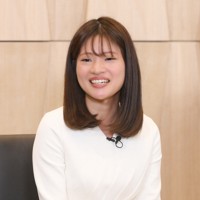 座談会で質問に答える藤沢里菜女流本因坊＝東京都渋谷区で2026年3月3日、内藤絵美撮影