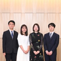 囲碁や将棋の魅力を語り合った（左から）一力遼本因坊、藤沢里菜女流本因坊、西山朋佳白玲、藤井聡太名人＝東京都渋谷区で2026年3月3日、内藤絵美撮影