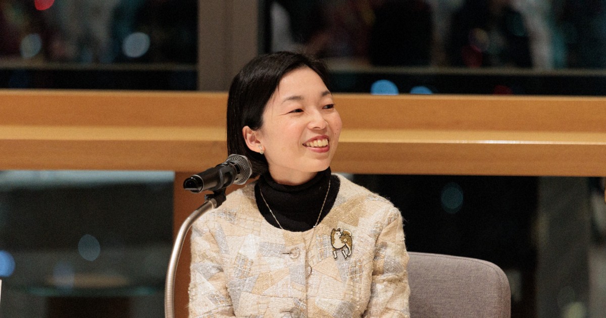 三笠宮家の彬子さまが出版記念イベント　本好きの生活明かす