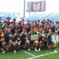全国高校選抜ラグビー大会で5年ぶり7度目の優勝を果たした東福岡（撮影・前川　晋作）