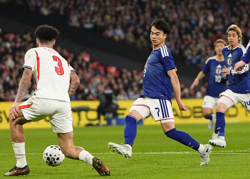 イングランドに初勝利 サッカー日本代表 親善試合 | 毎日新聞