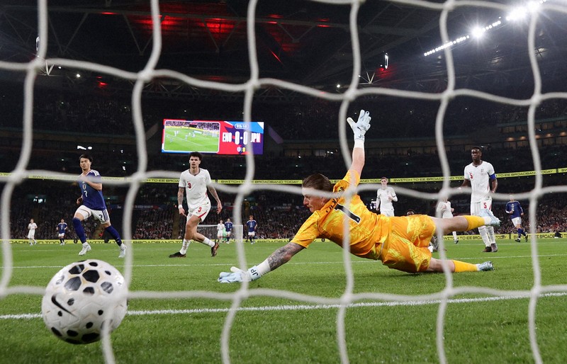 イングランドに勝利も…「良いことではない」 サッカー日本代表 | 毎日新聞