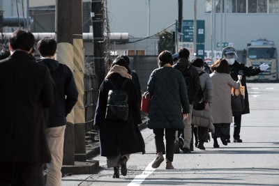 いかに１人当たりの付加価値を高めていくか…… Bloomberg