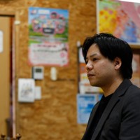 山本航平さんは兄寛大さんが亡くなった当時を振り返り時折、言葉を詰まらせた＝福岡市東区で2026年3月9日午後3時39分、川畑岳志撮影