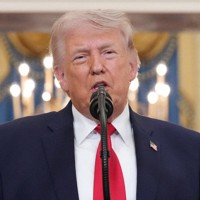 イラン情勢について国民向けに演説するトランプ米大統領＝米ワシントンのホワイトハウスで2026年4月1日、ロイター