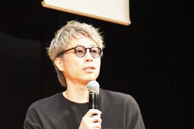 和歌山城名誉大使の就任記念講演を行った田村淳さん＝和歌山市で2026年3月4日午後6時55分、安西李姫撮影